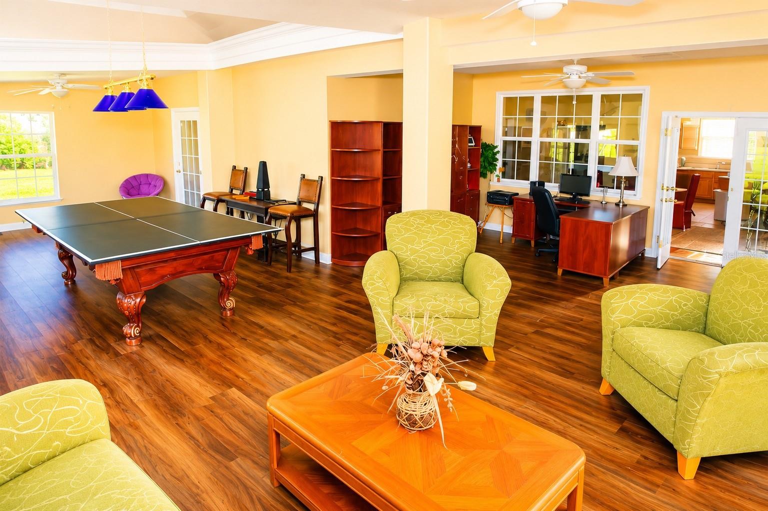 DORCHESTER ESTATES - Residential
