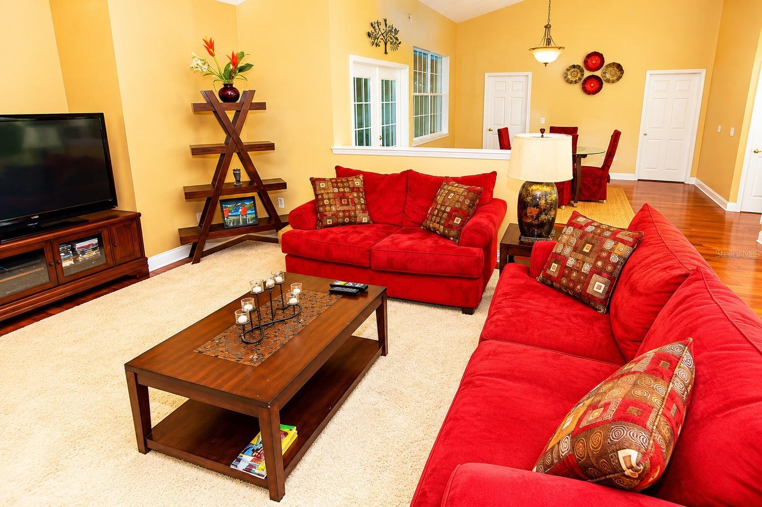 DORCHESTER ESTATES - Residential