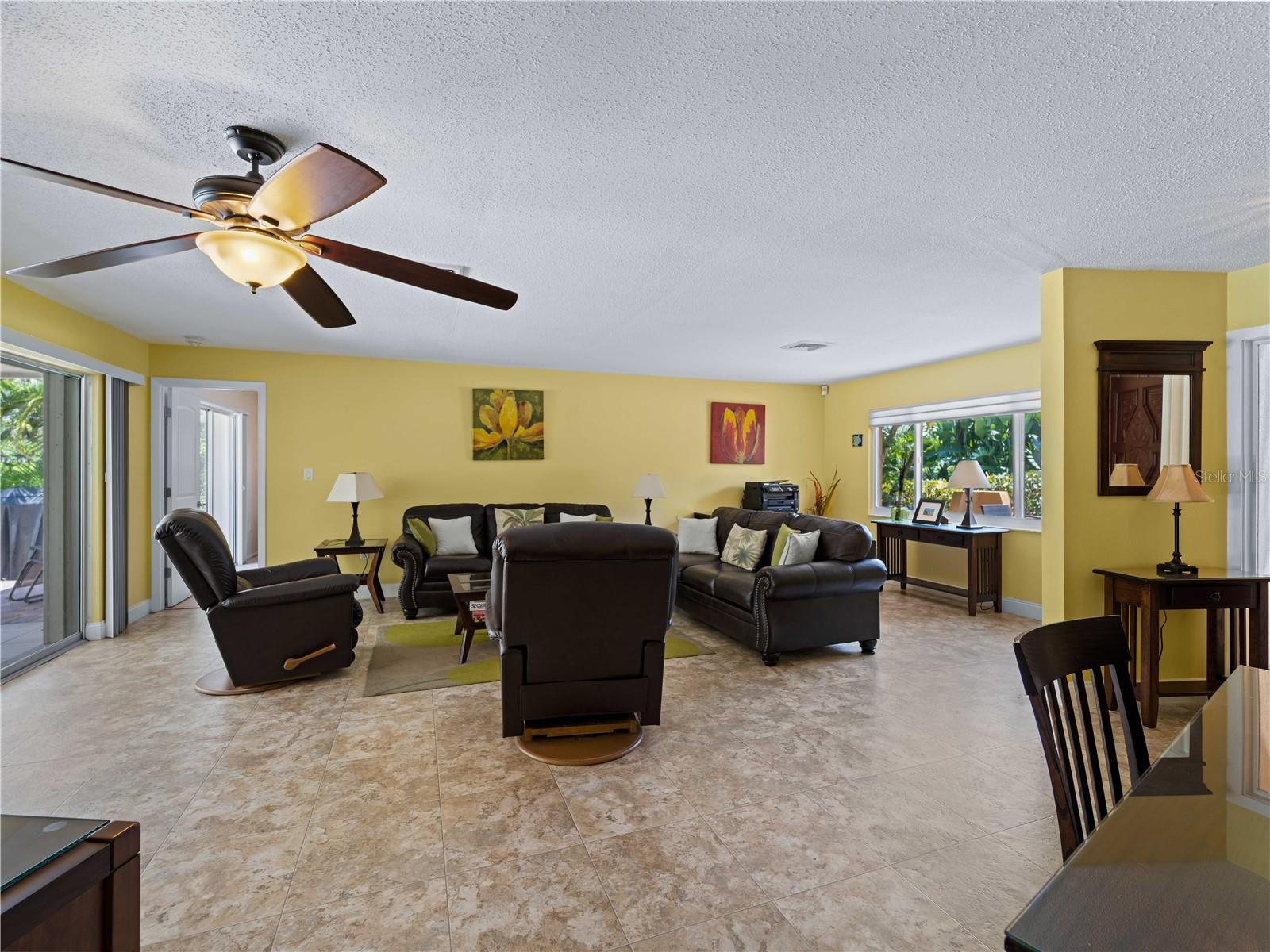 BAYSHORE ESTATES - Residential