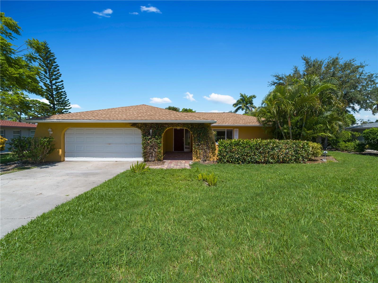 BAYSHORE ESTATES - Residential