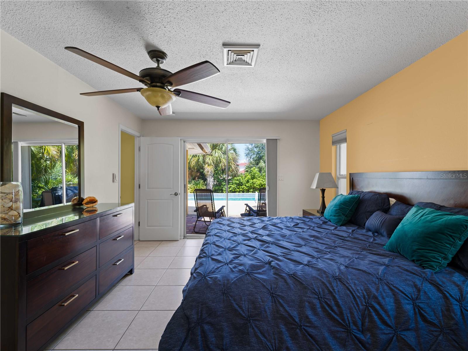 BAYSHORE ESTATES - Residential