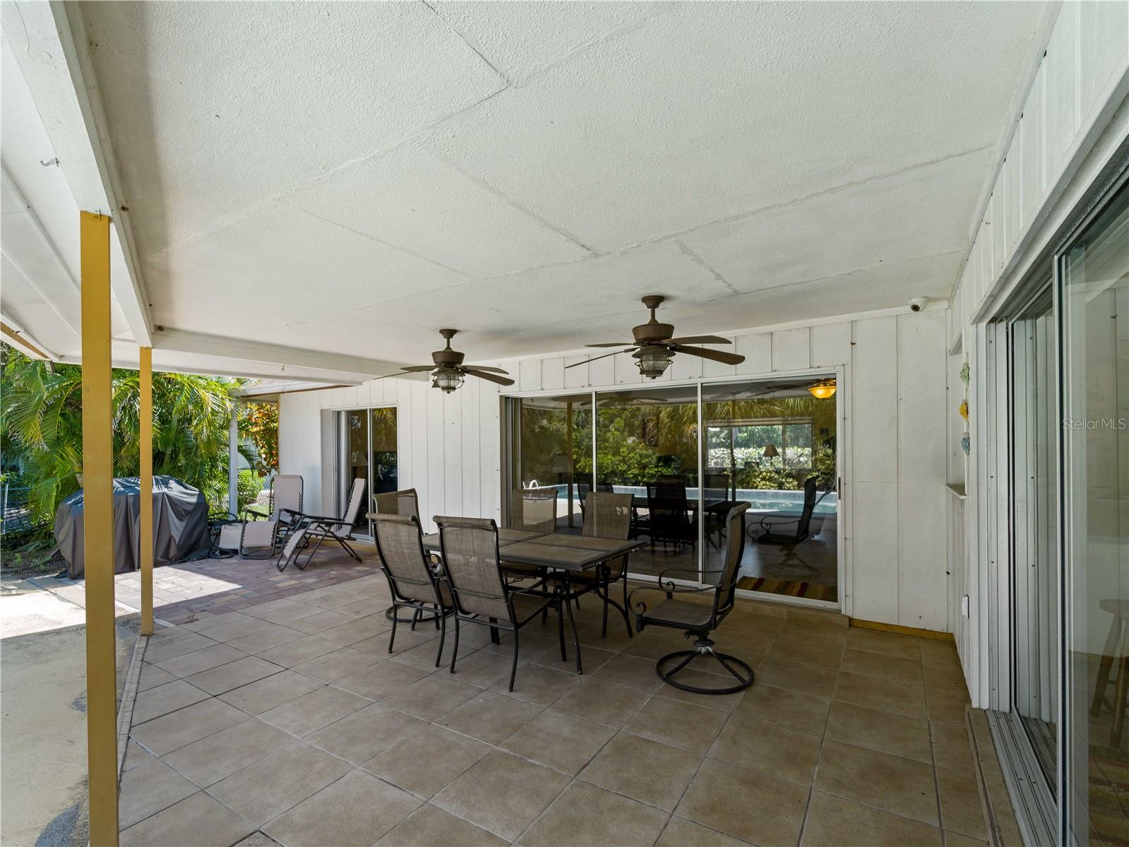 BAYSHORE ESTATES - Residential