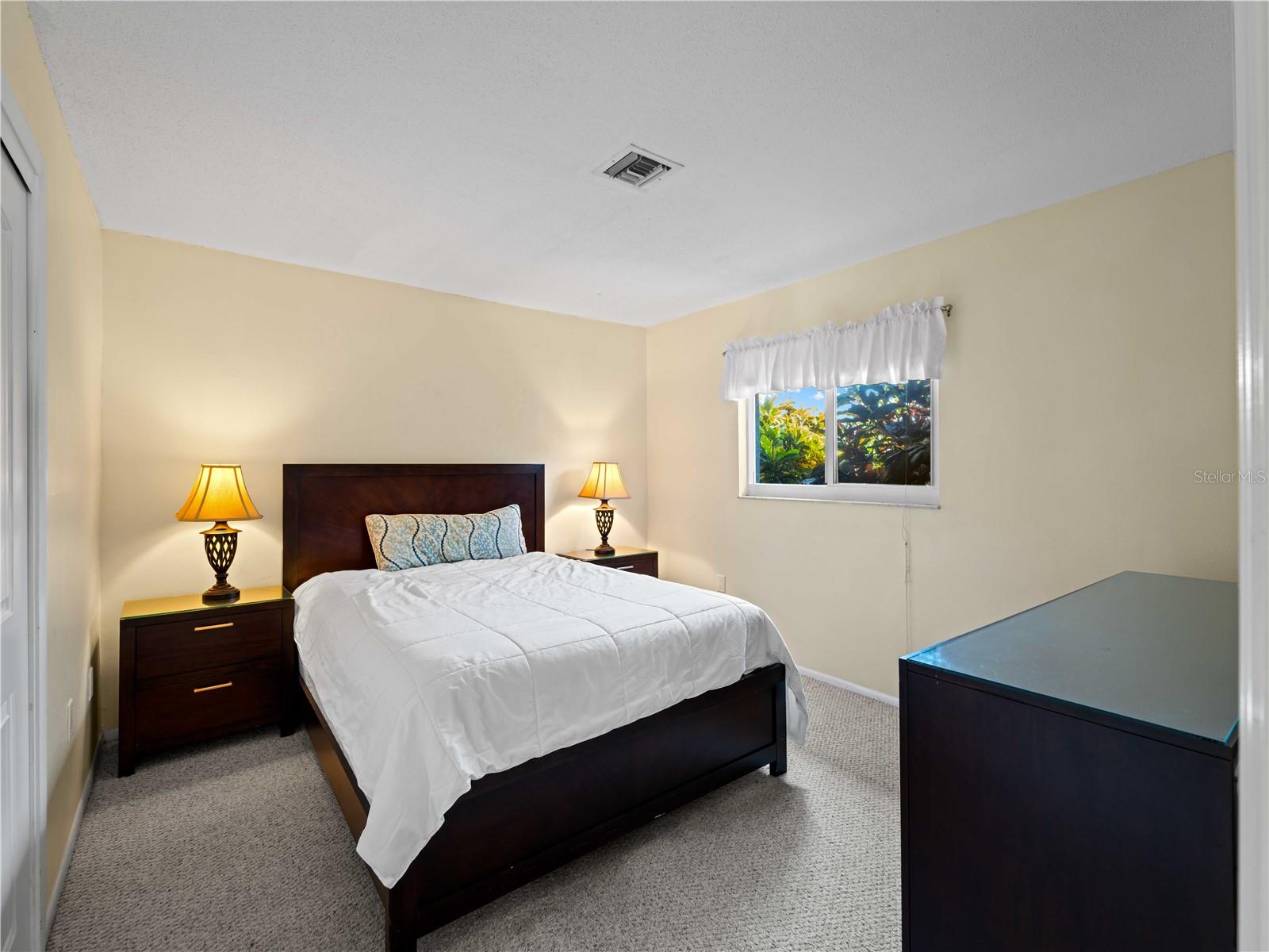BAYSHORE ESTATES - Residential