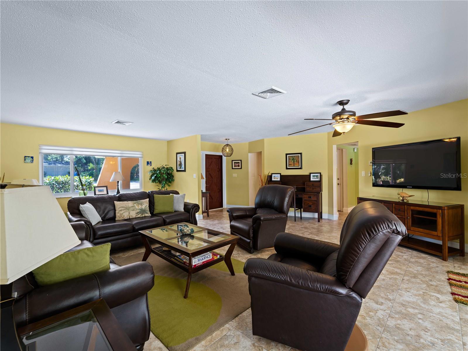 BAYSHORE ESTATES - Residential