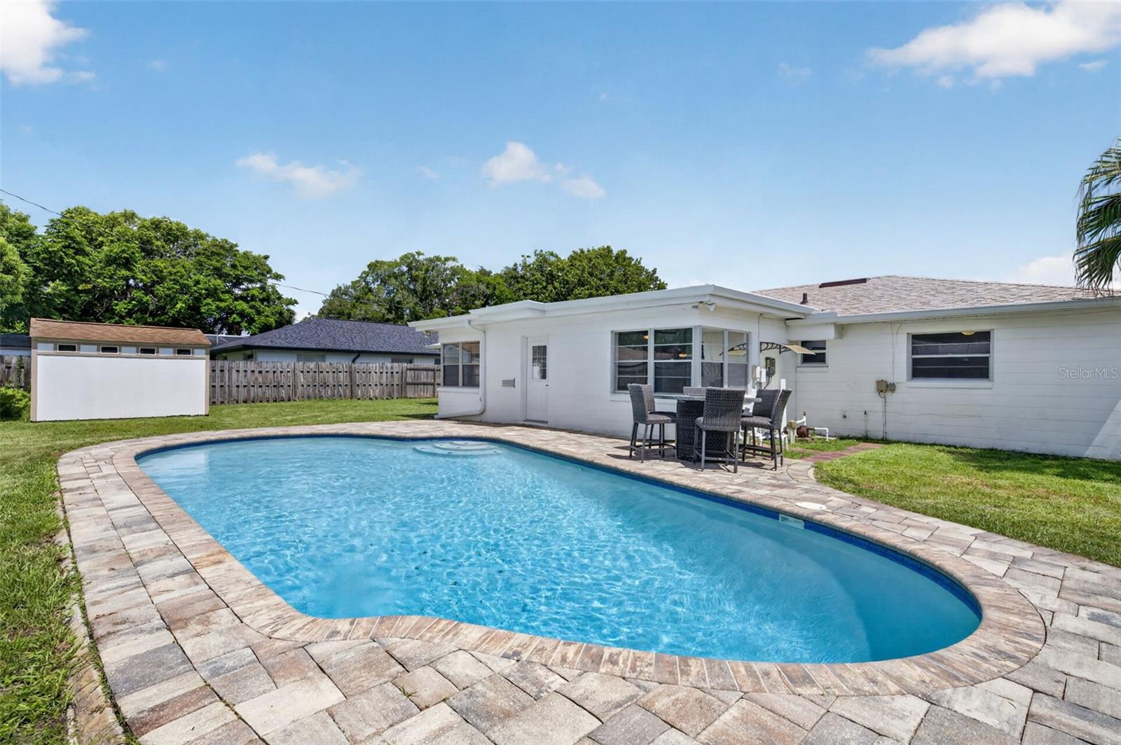 DOVER ESTATES FIRST ADD - Residential