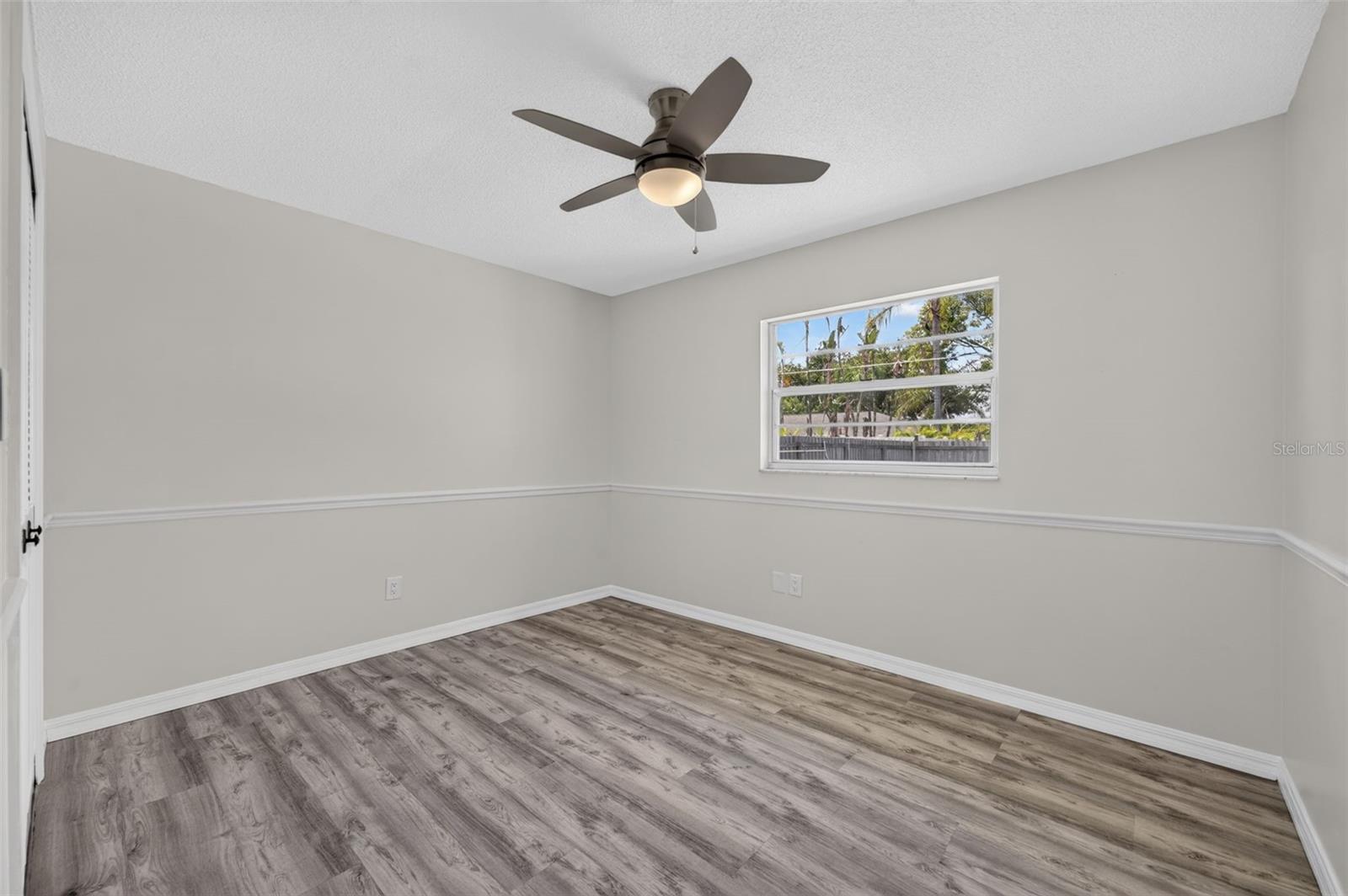 DOVER ESTATES FIRST ADD - Residential