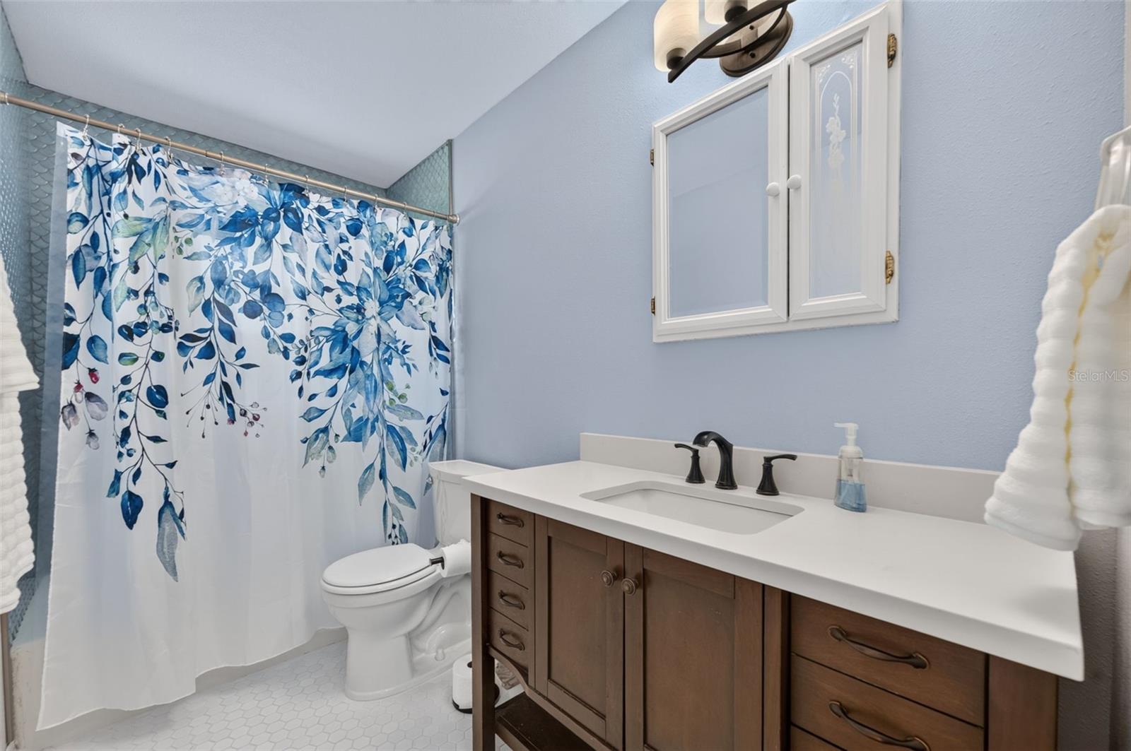 DOVER ESTATES FIRST ADD - Residential