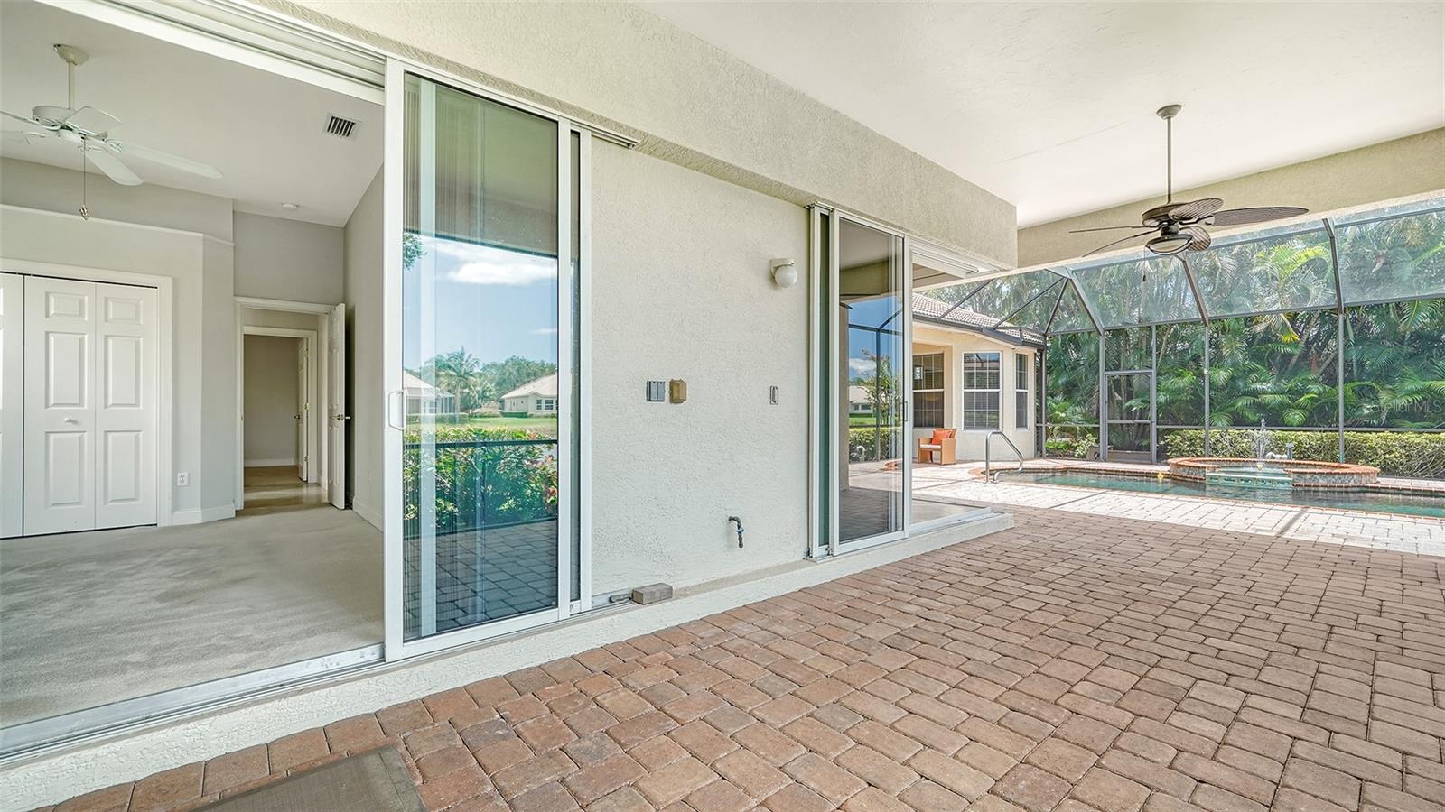 SILVER OAKS - Residential