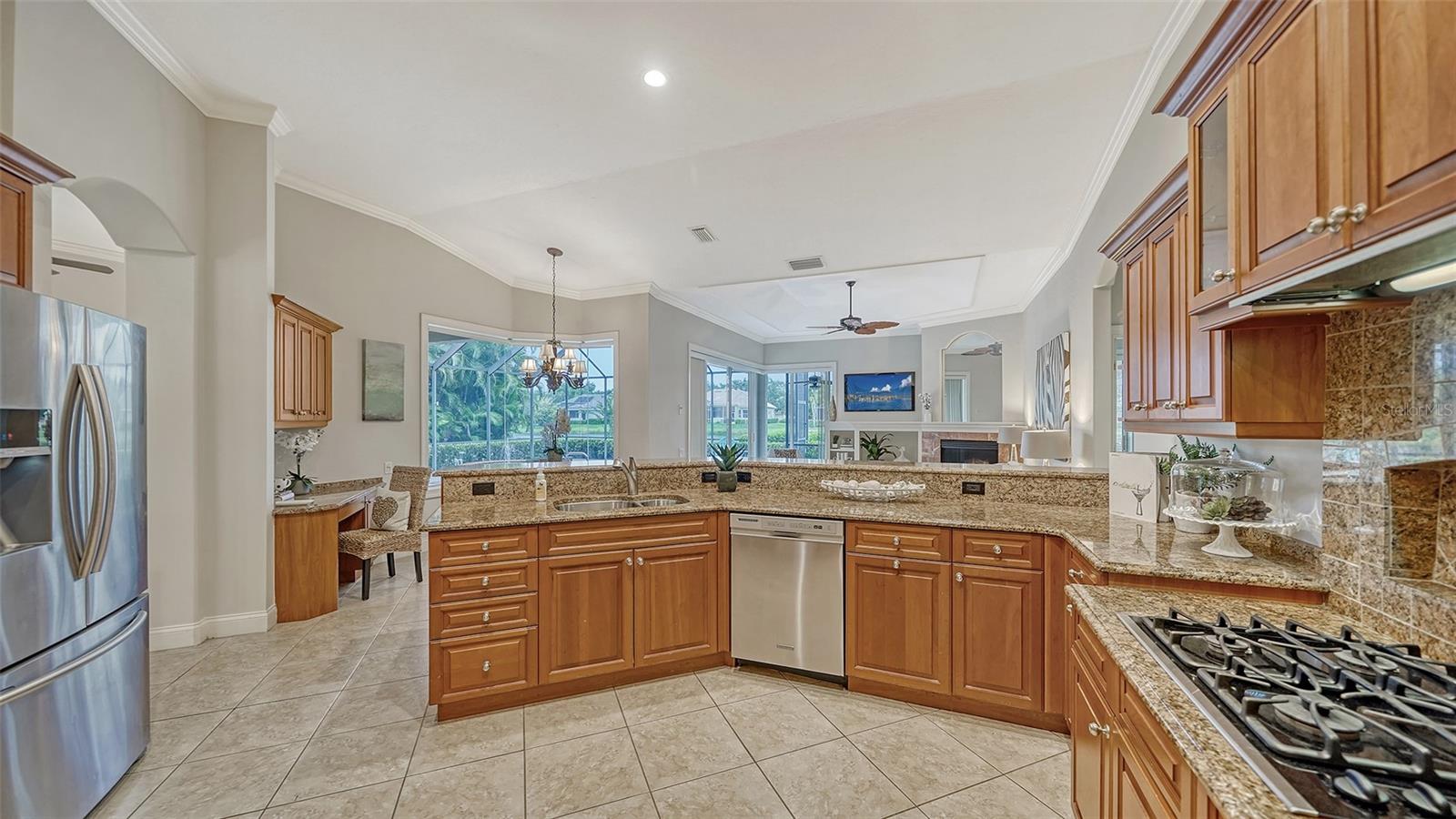 SILVER OAKS - Residential