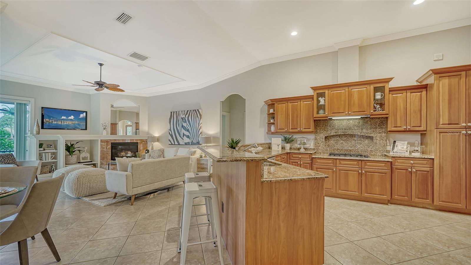 SILVER OAKS - Residential