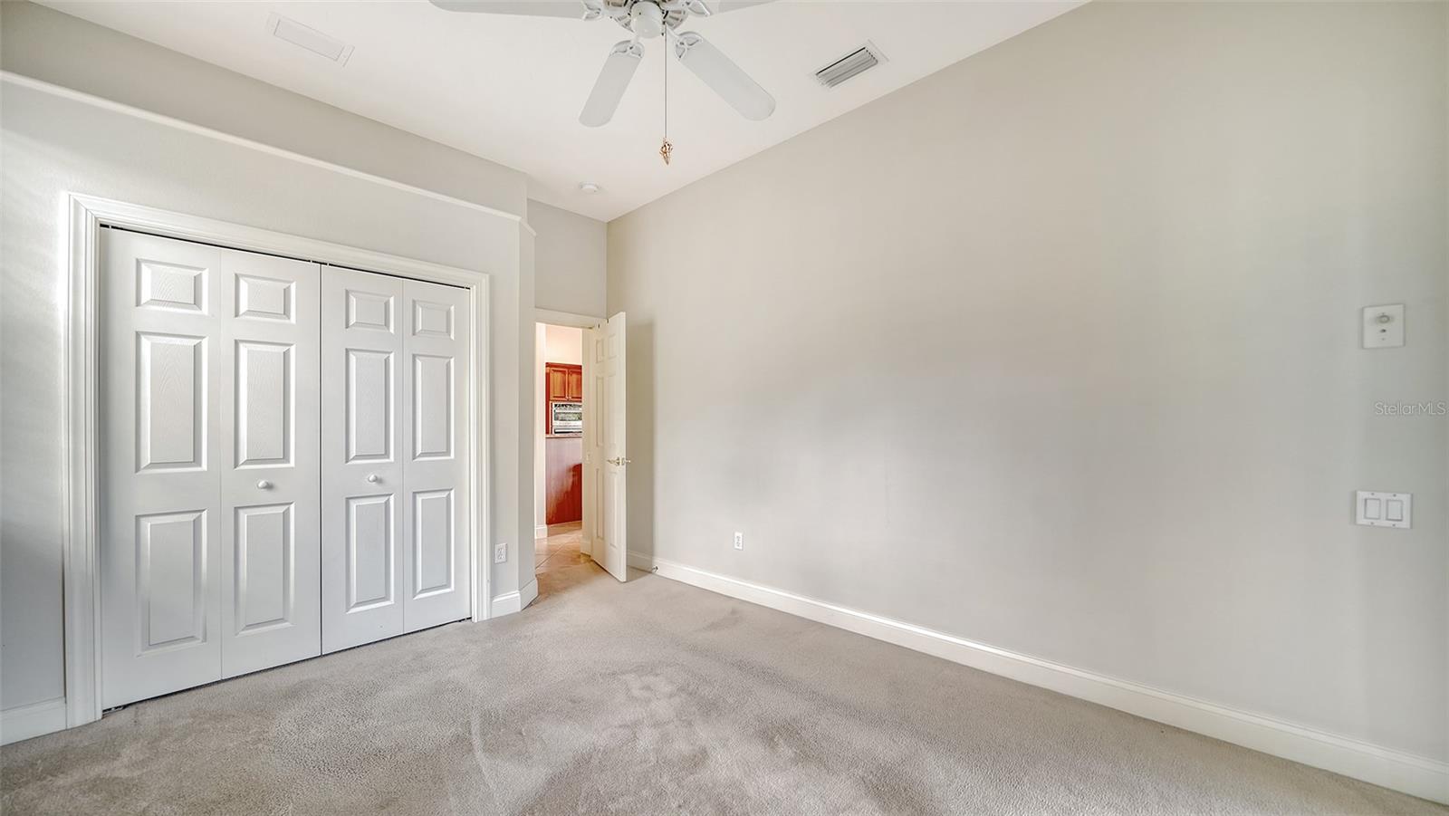 SILVER OAKS - Residential