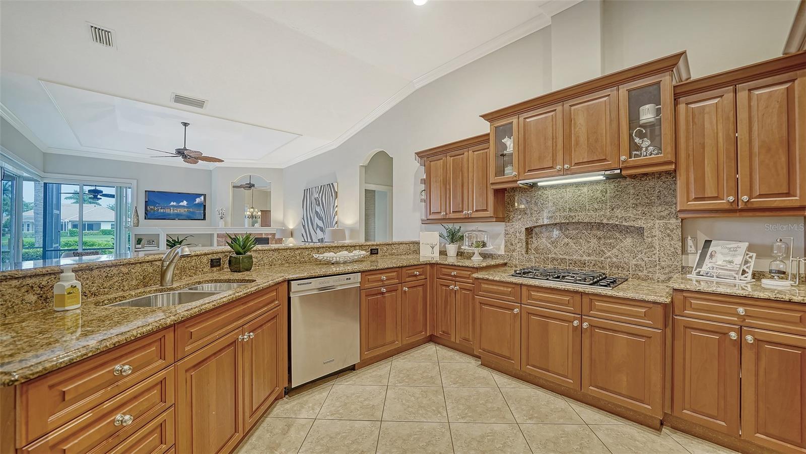 SILVER OAKS - Residential