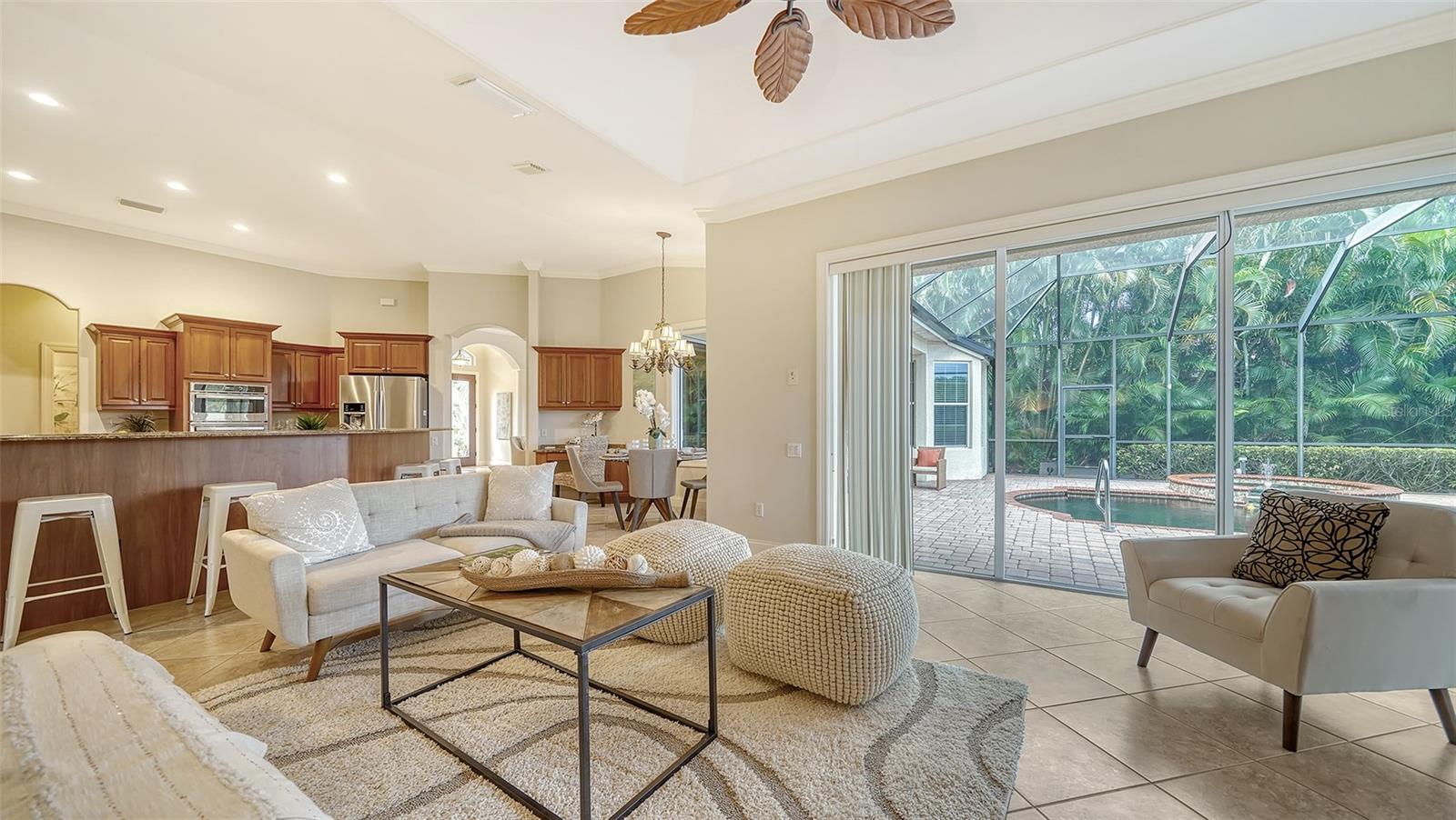 SILVER OAKS - Residential
