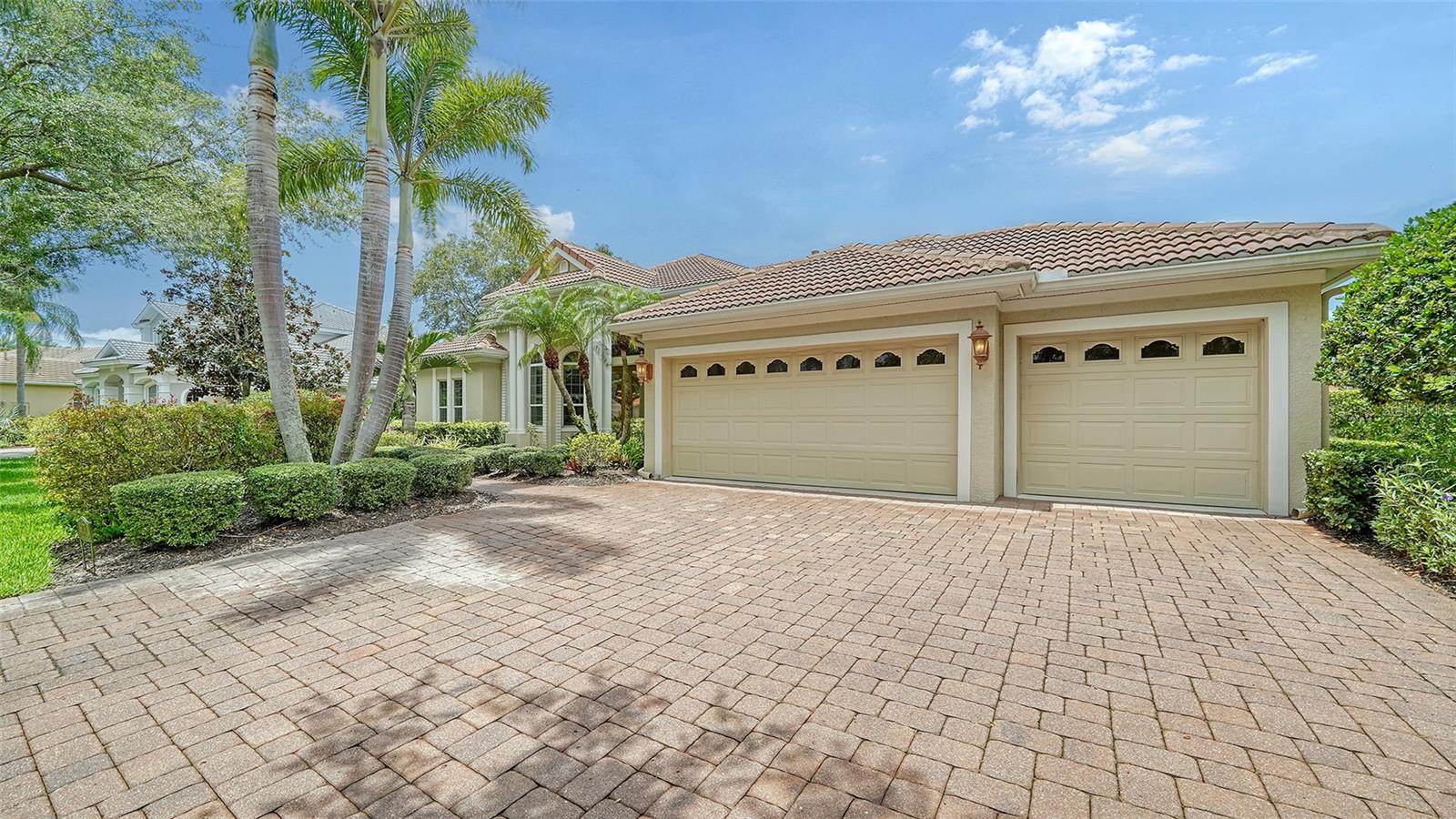 SILVER OAKS - Residential