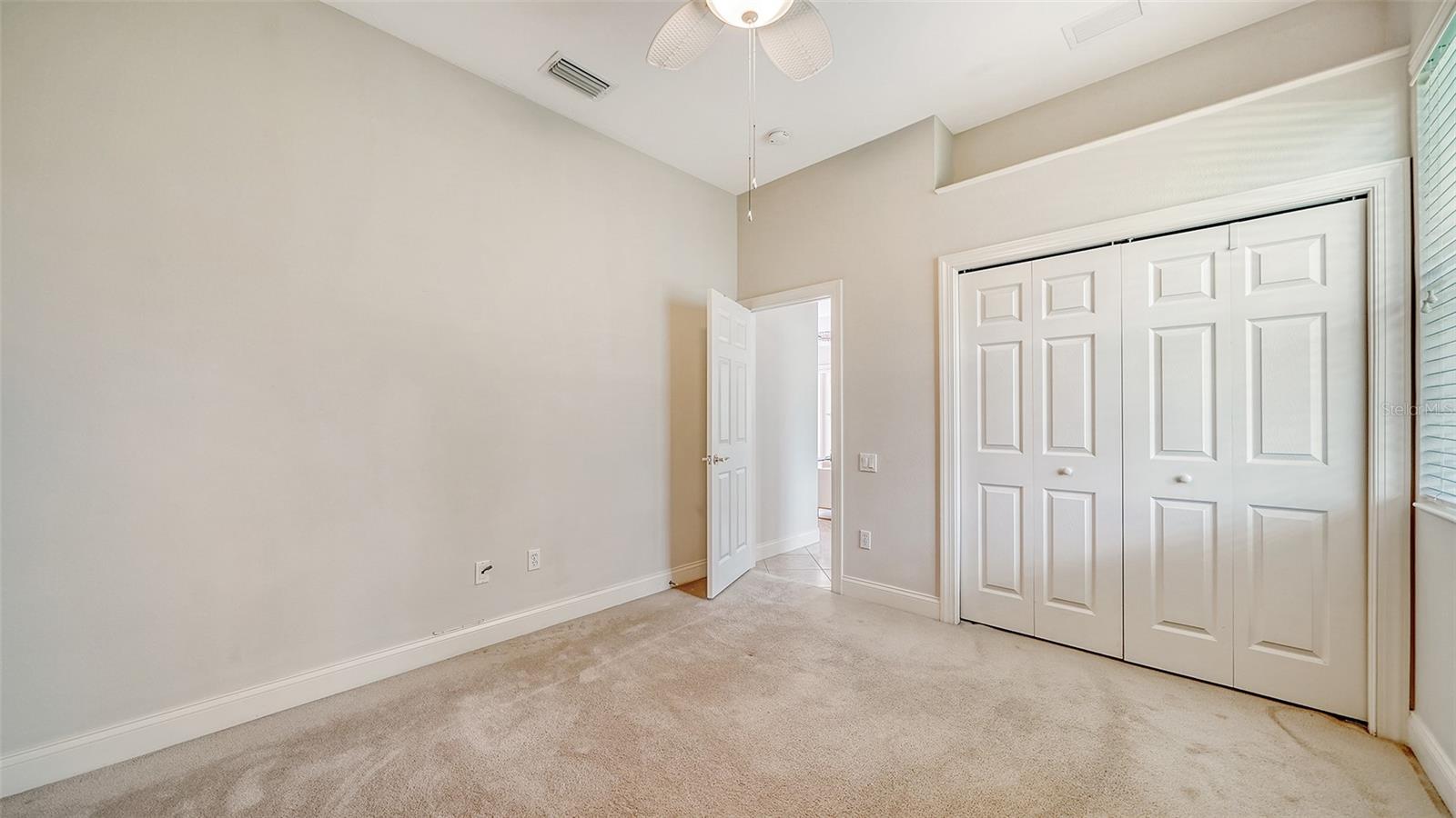 SILVER OAKS - Residential