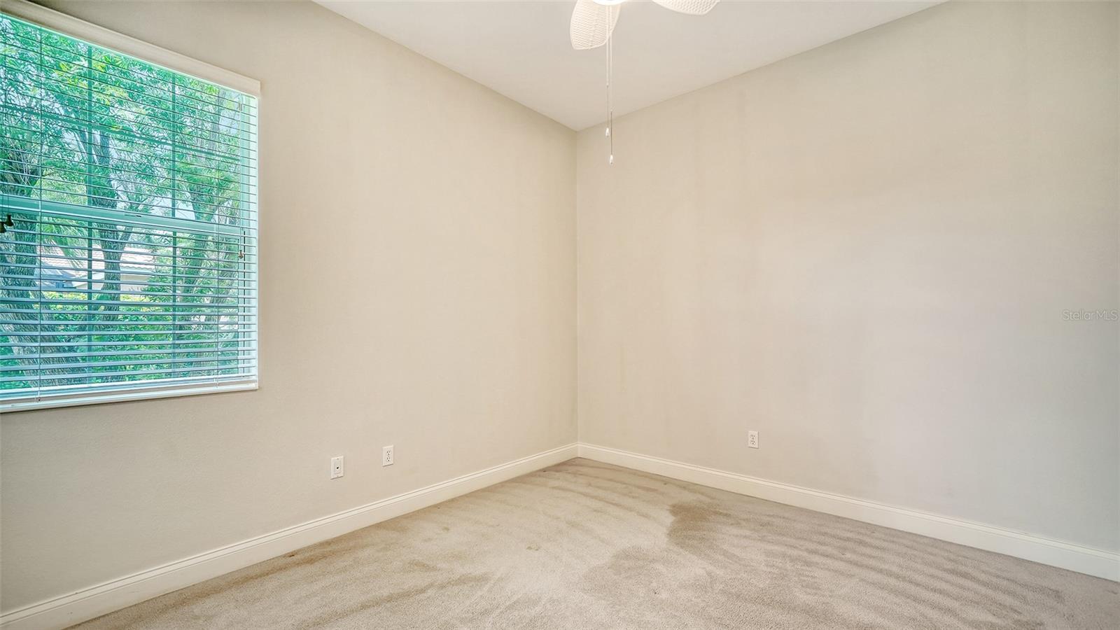 SILVER OAKS - Residential