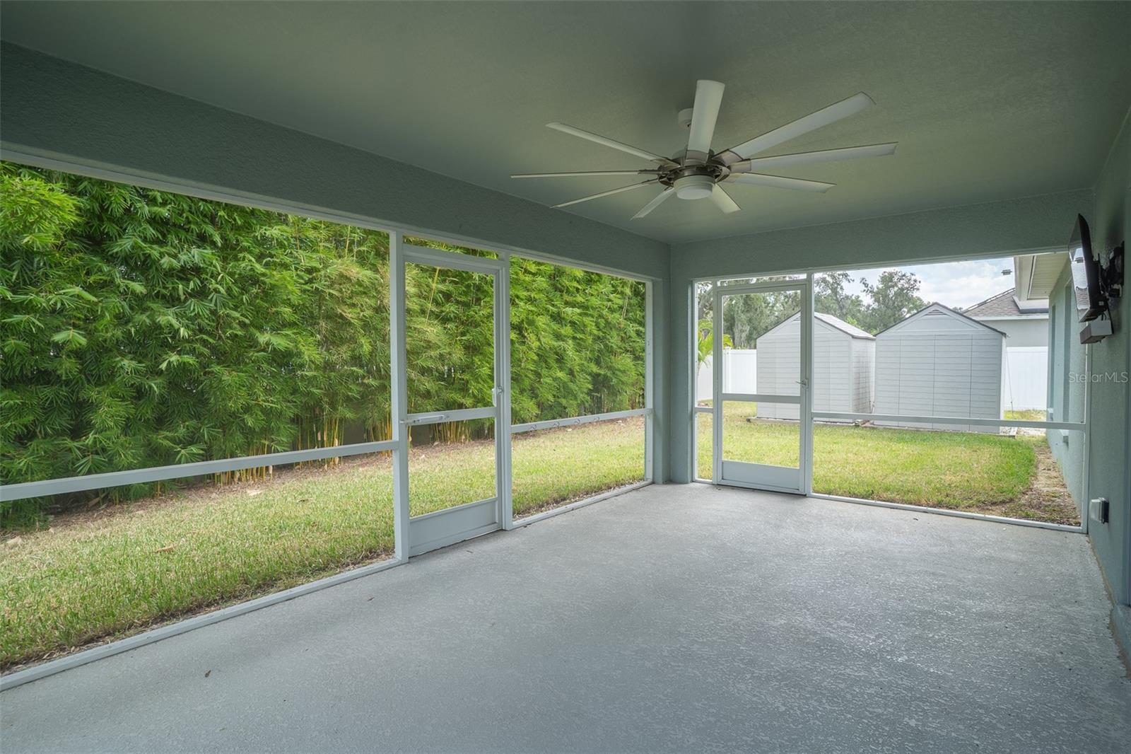 EAGLE LAKE - Residential
