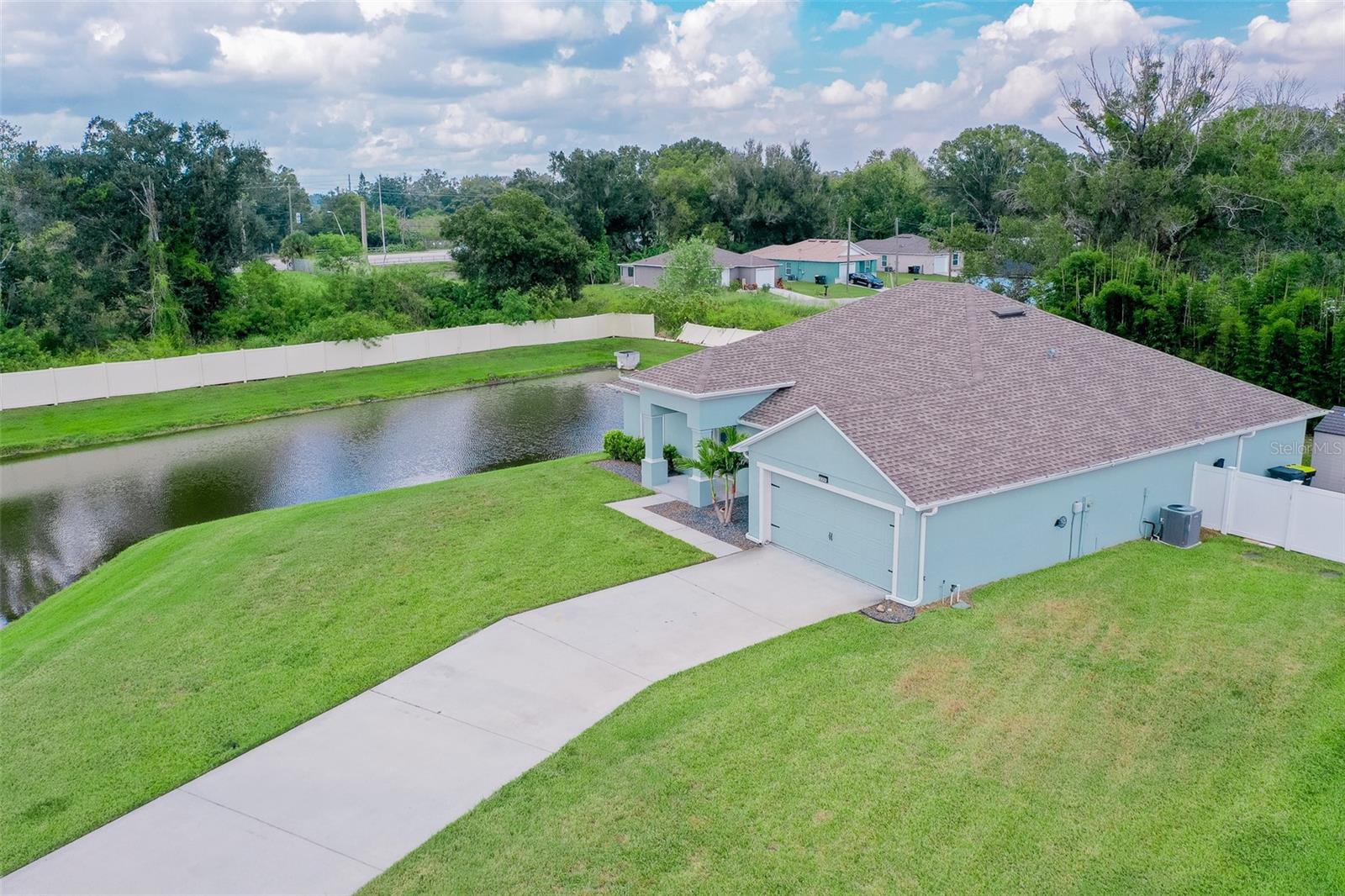 EAGLE LAKE - Residential