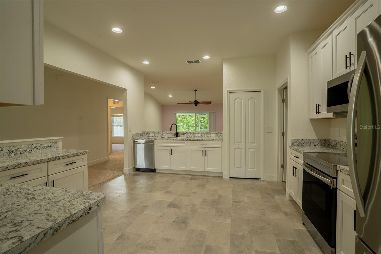 EAGLE LAKE - Residential