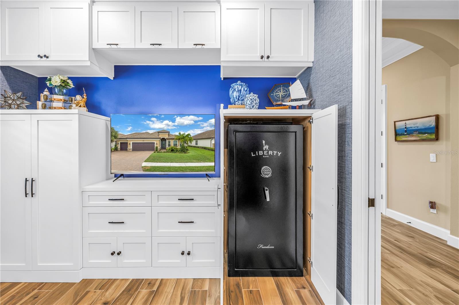 ARTISAN LAKES ESPLANADE PHASE III - Residential