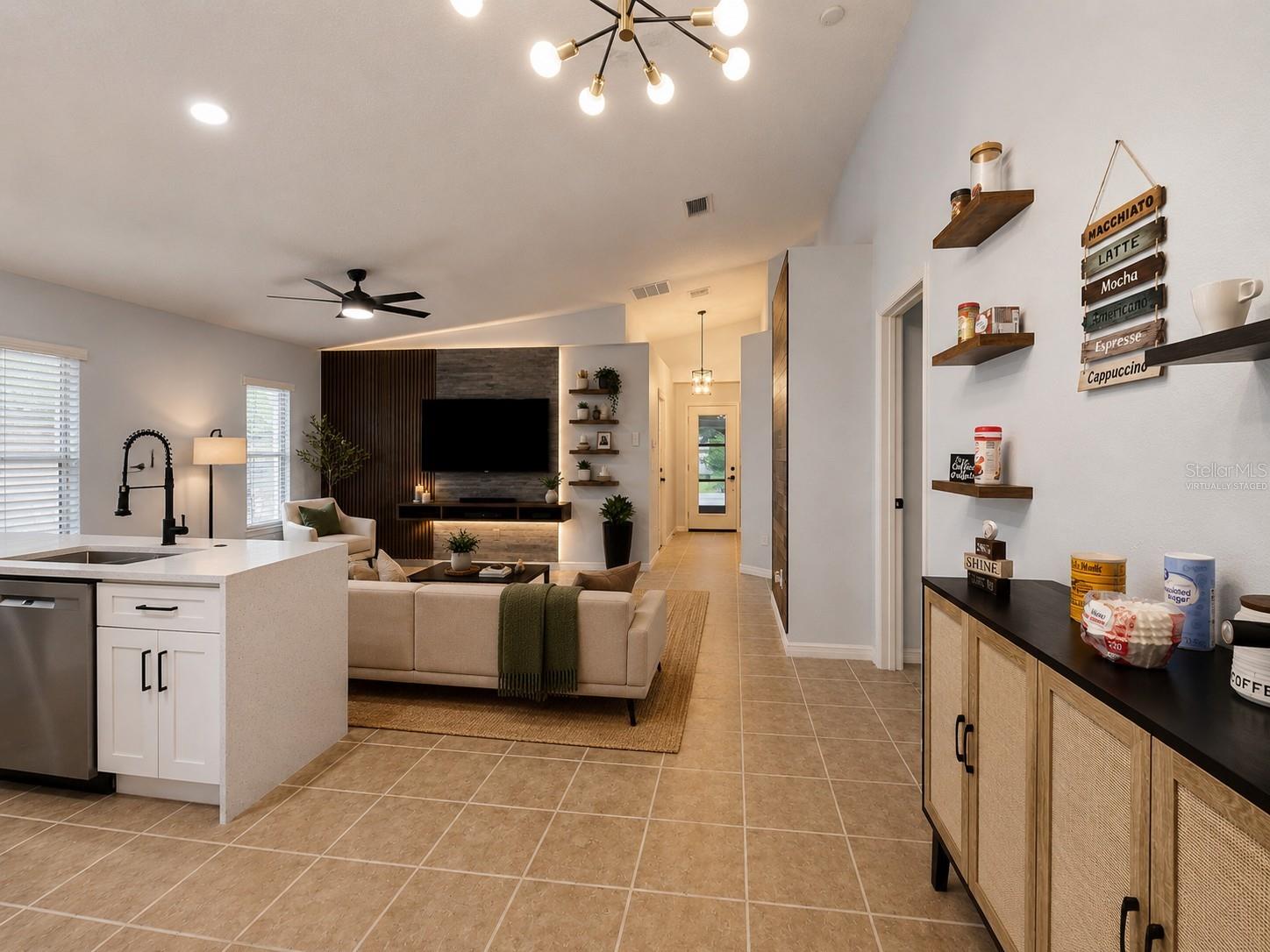 LAVADA COURT - Residential