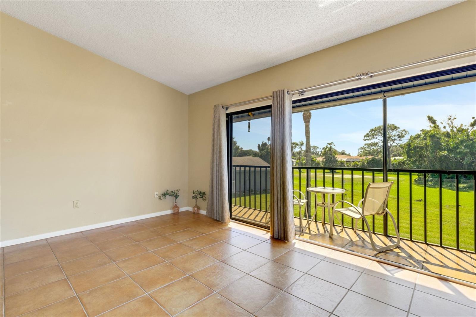 WEDGEWOOD COMMONS - Residential