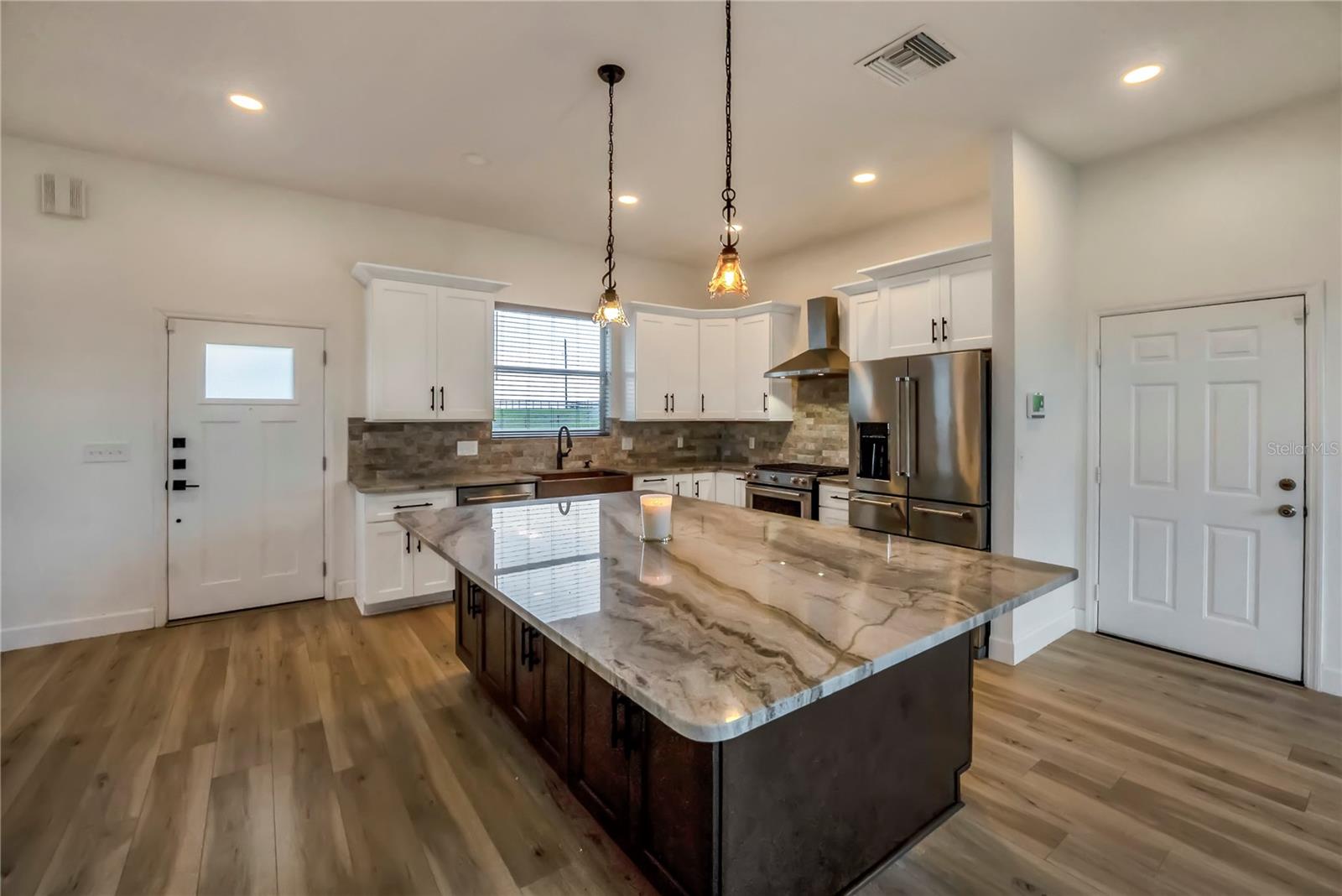 ACREAGE & UNREC - Residential