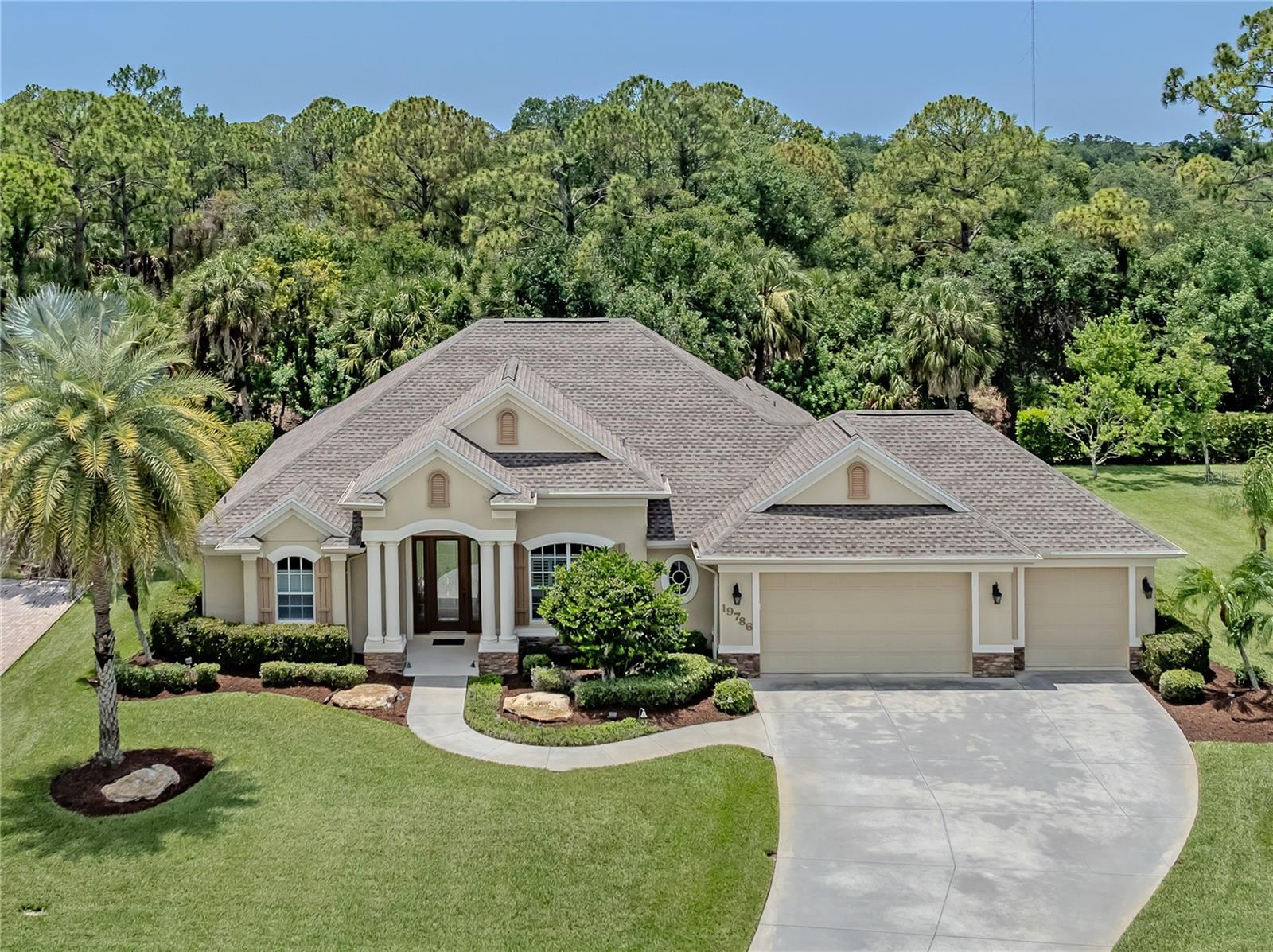 STONE WALK - Residential