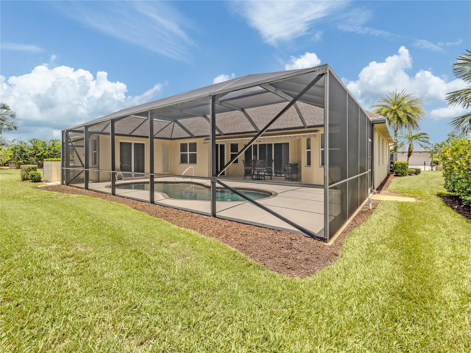 STONE WALK - Residential