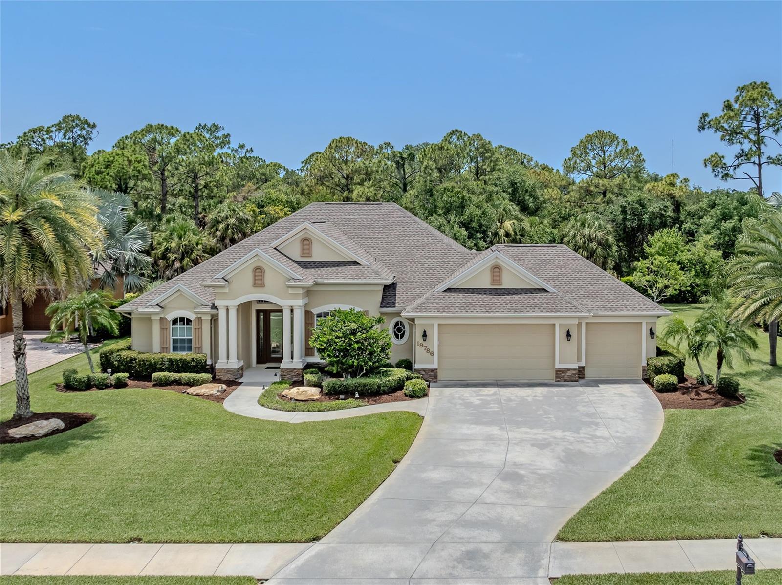 STONE WALK - Residential