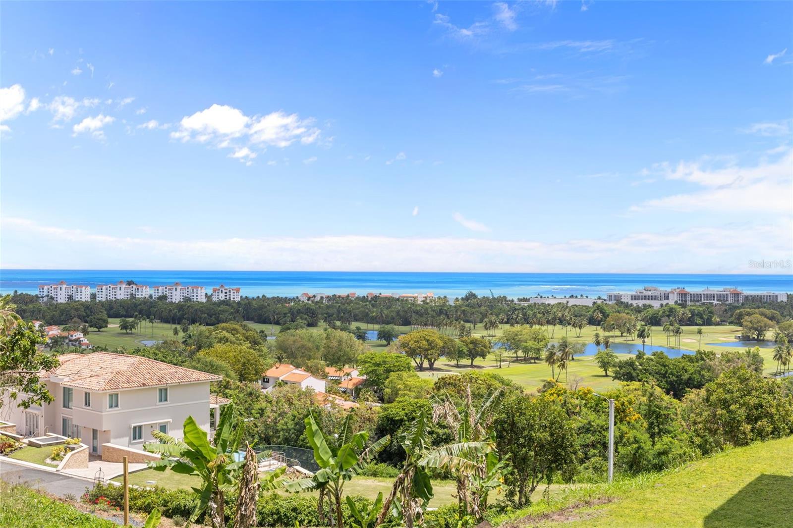 LAS VISTAS RIO MAR - Residential