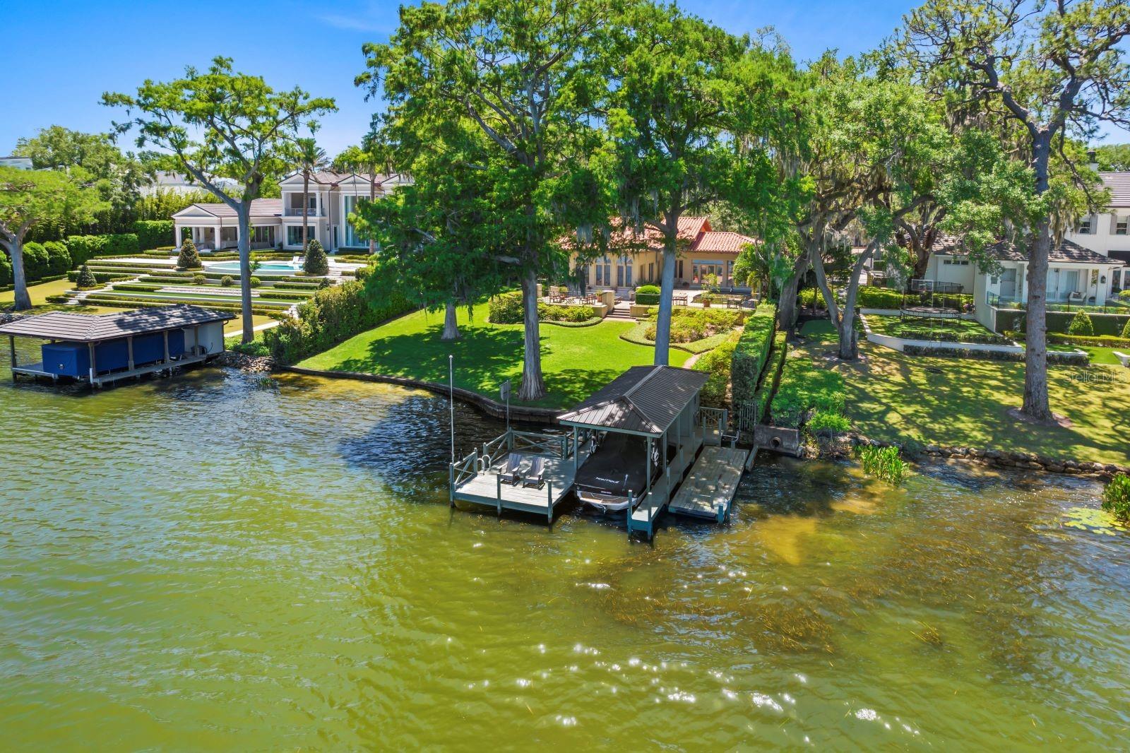 ROBERT DHU MACDONALD PARK - Residential