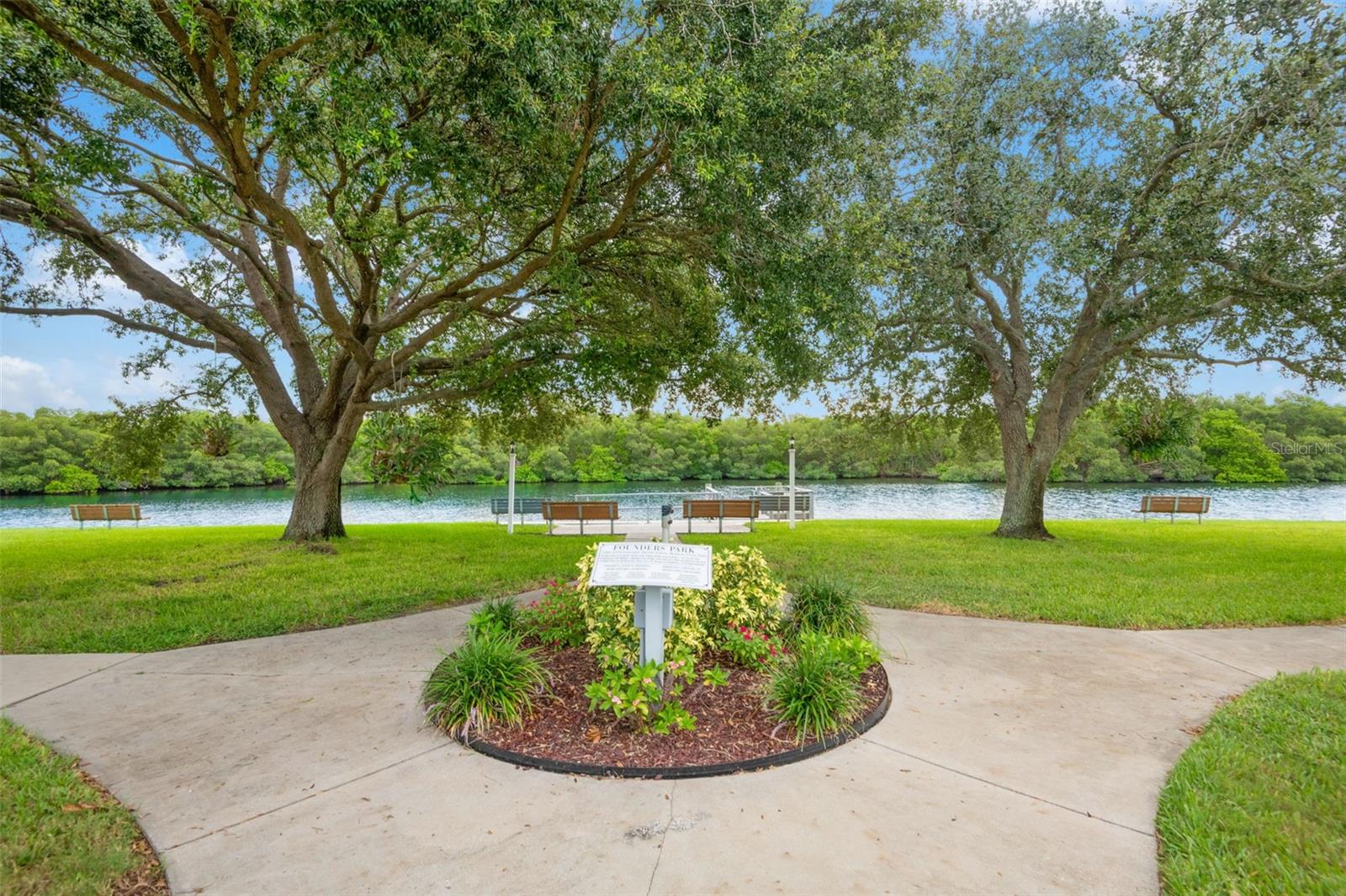 MOBEL AMERICANA MOBILE HOME PARK UNREC - Residential Lease