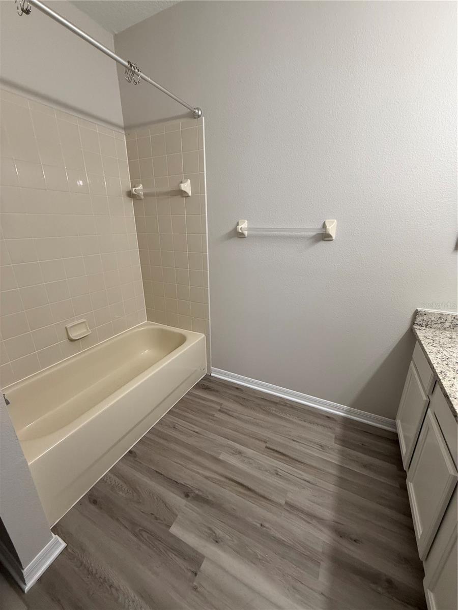MEADOW POINTE 03 PRCL UU - Residential Lease