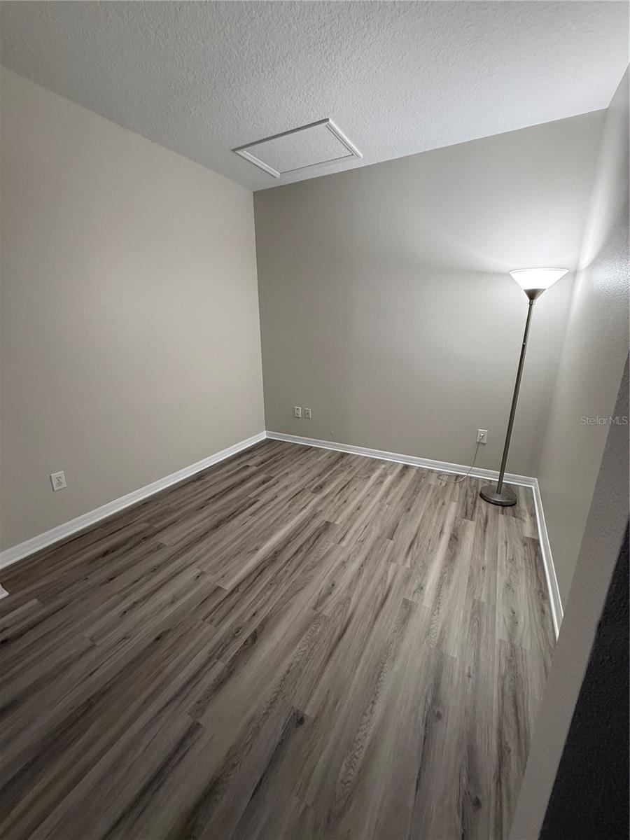 MEADOW POINTE 03 PRCL UU - Residential Lease