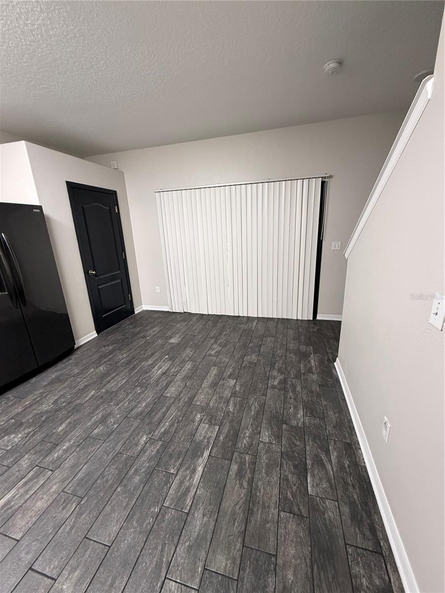 MEADOW POINTE 03 PRCL UU - Residential Lease