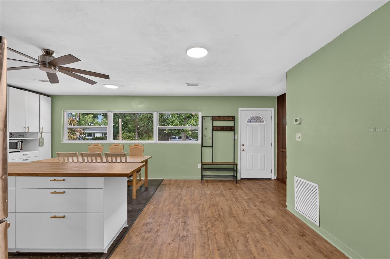 HAMPTON HEIGHTS - Residential