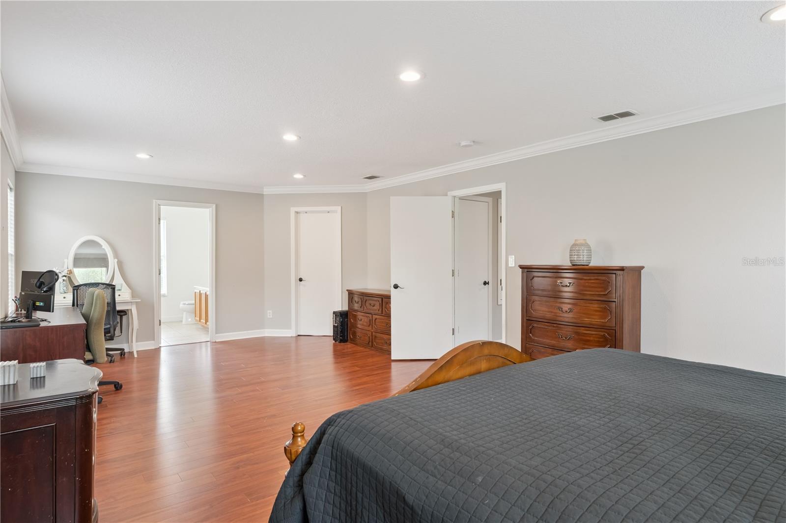 EMERALD RIDGE - Residential
