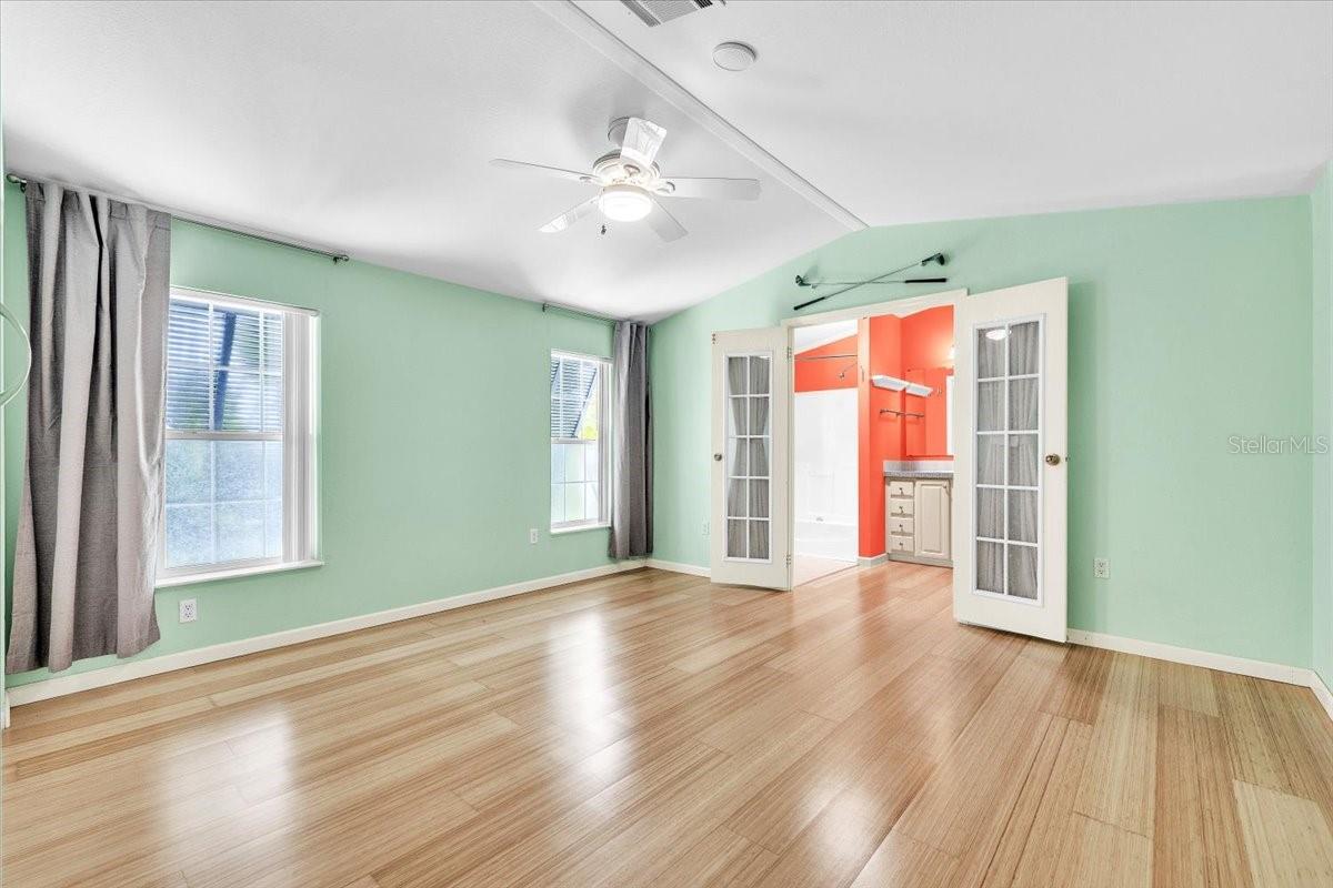 LAZY LAGOON MOB HME PARK COOP - Residential