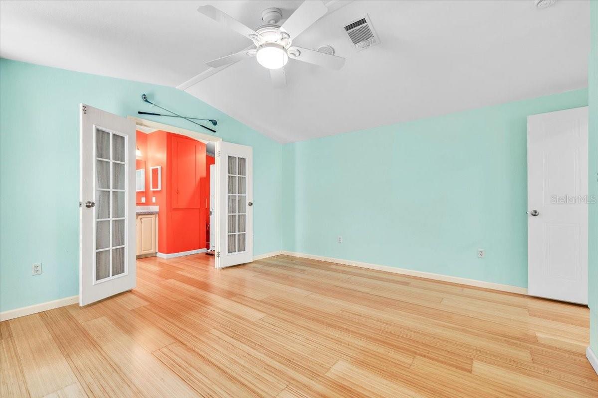 LAZY LAGOON MOB HME PARK COOP - Residential