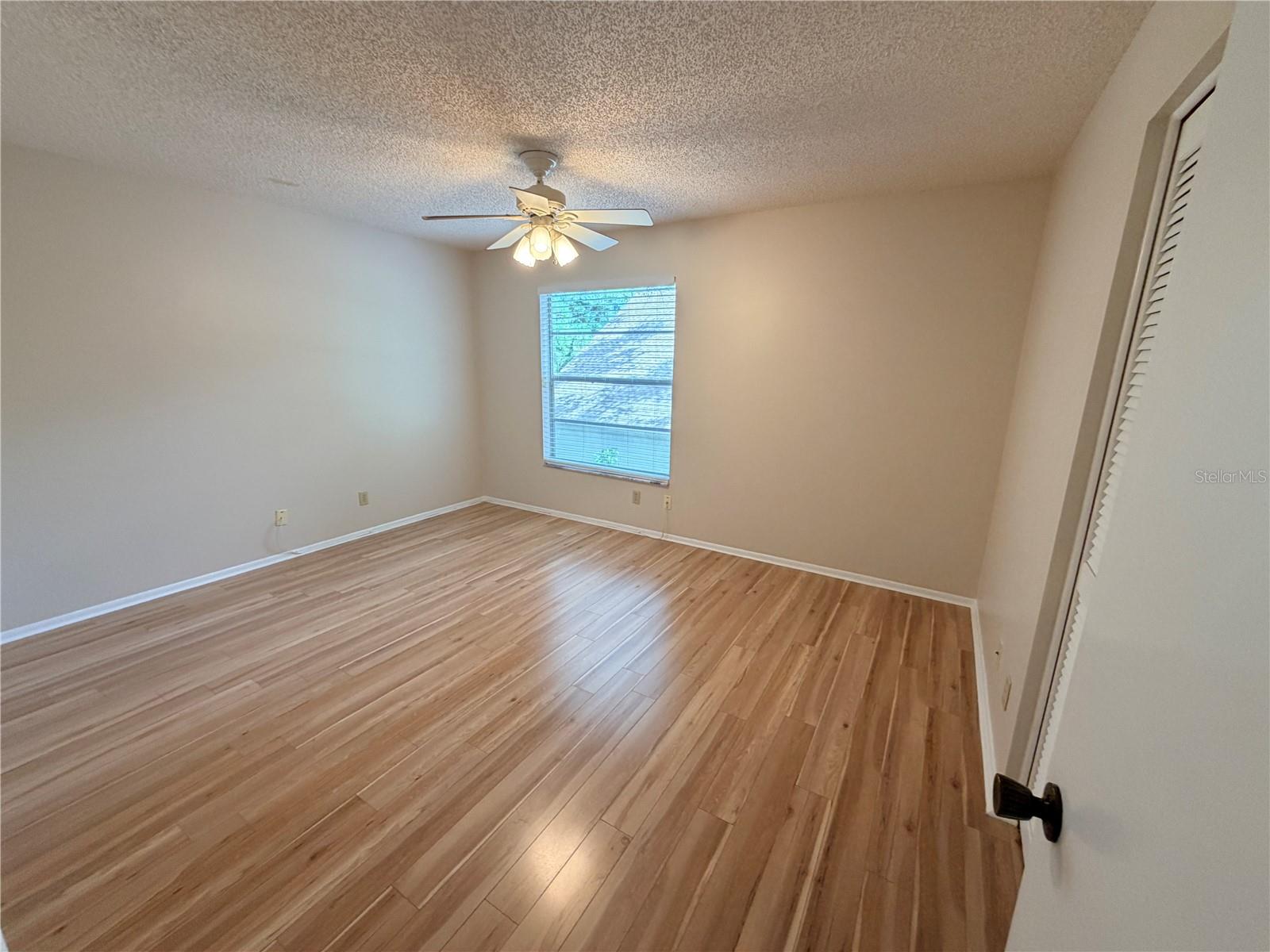 CHATEAUX WOODS CONDO - Residential