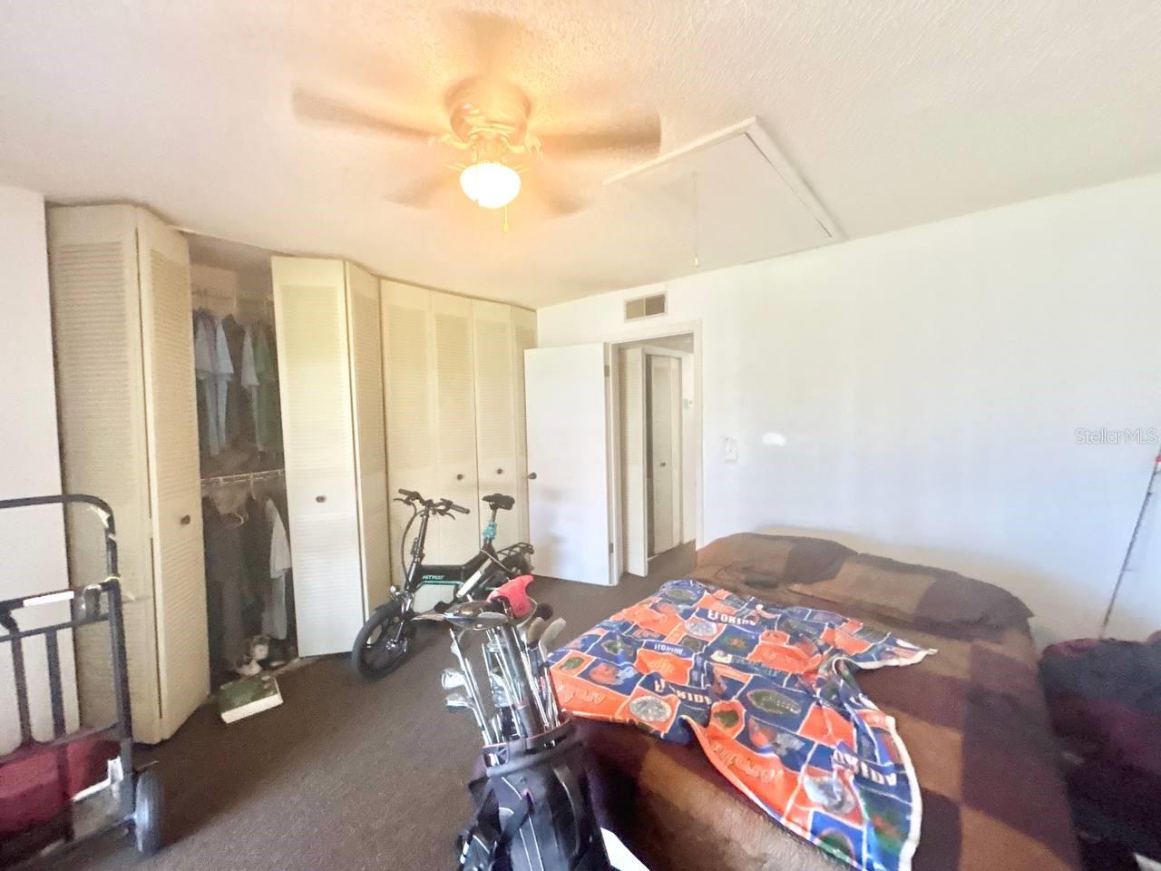 HILL CREST VILLAS - Residential Lease