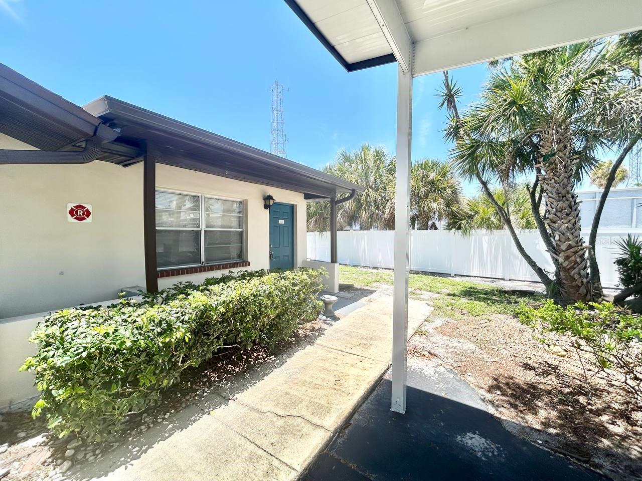 HILL CREST VILLAS - Residential Lease