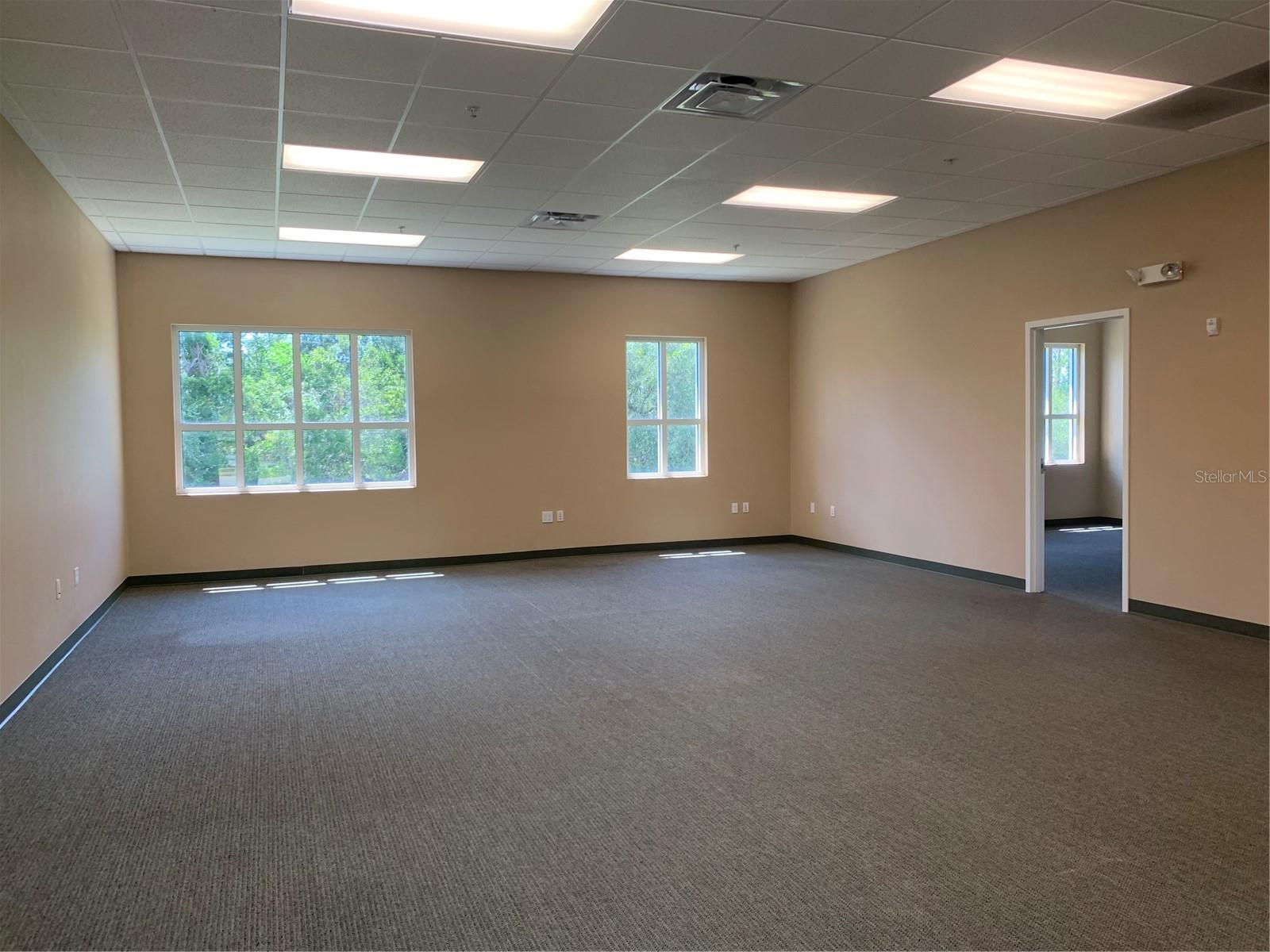 LAKEWOOD RANCH CORP PARK - Commercial Lease