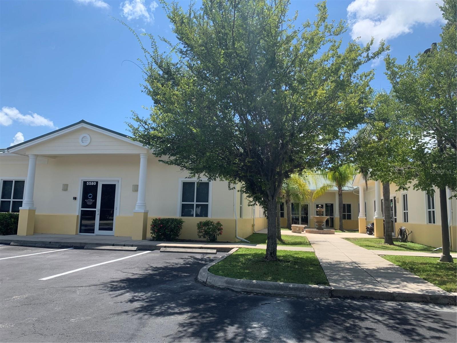 LAKEWOOD RANCH CORP PARK - Commercial Lease