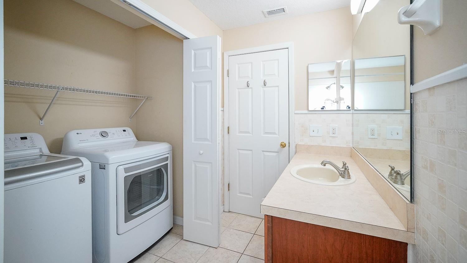 COQUINA KEY TWNHMS - Residential Lease