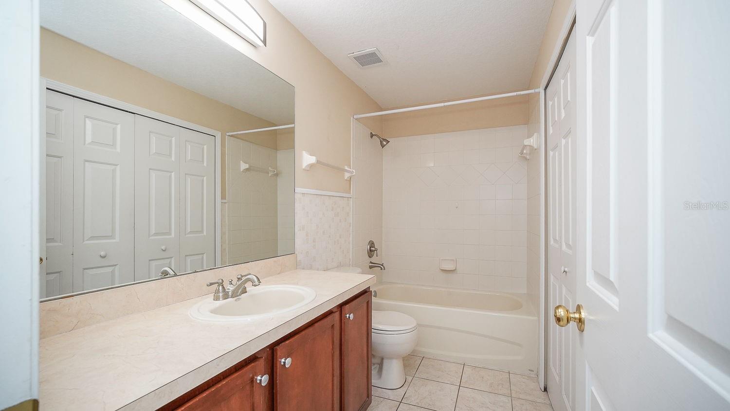 COQUINA KEY TWNHMS - Residential Lease