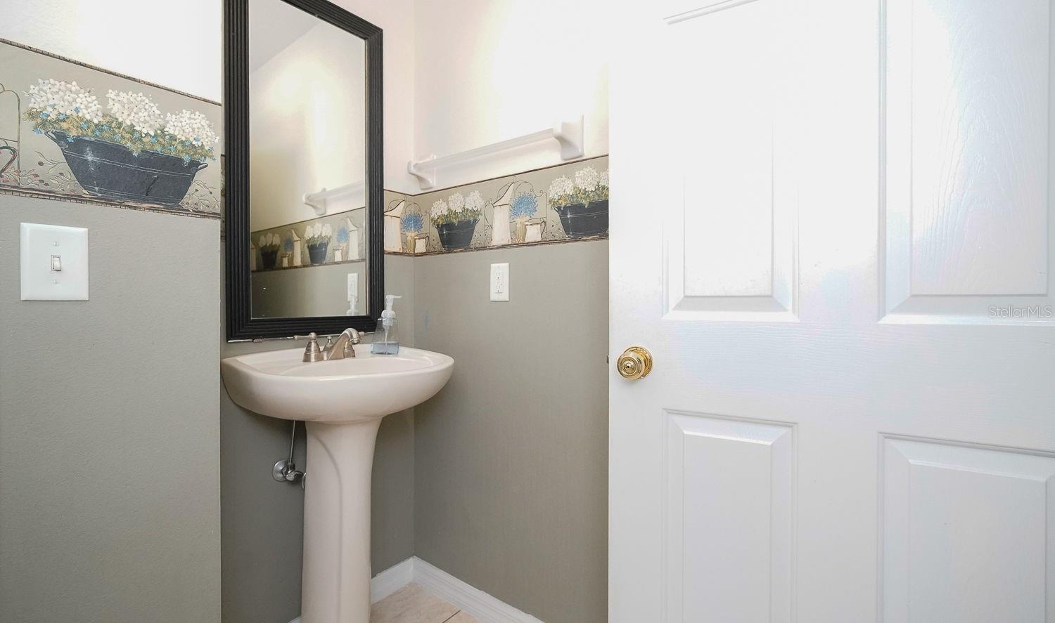 COQUINA KEY TWNHMS - Residential Lease