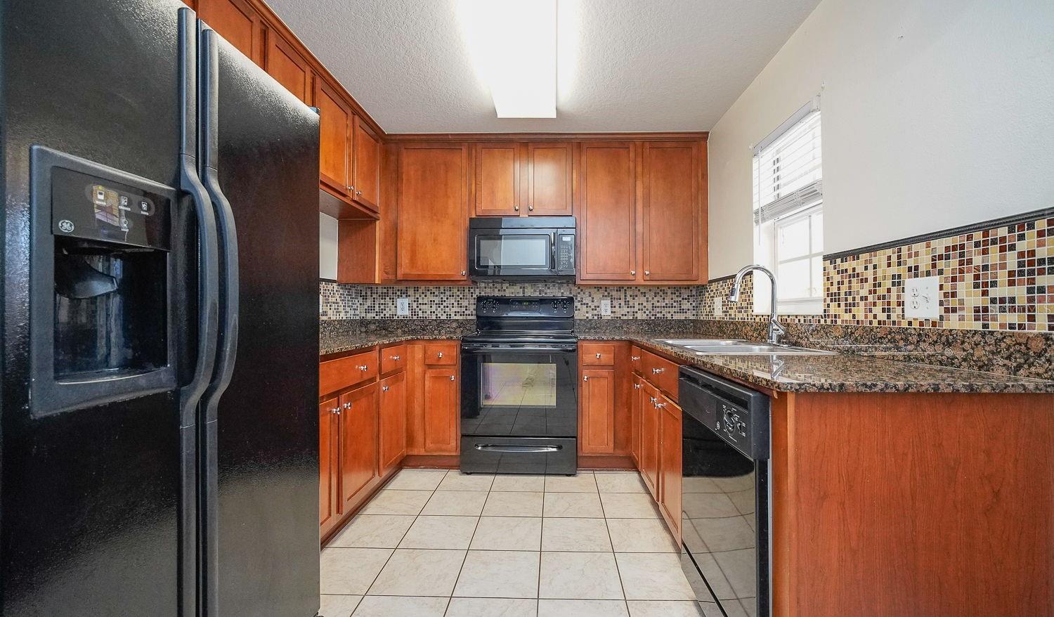 COQUINA KEY TWNHMS - Residential Lease