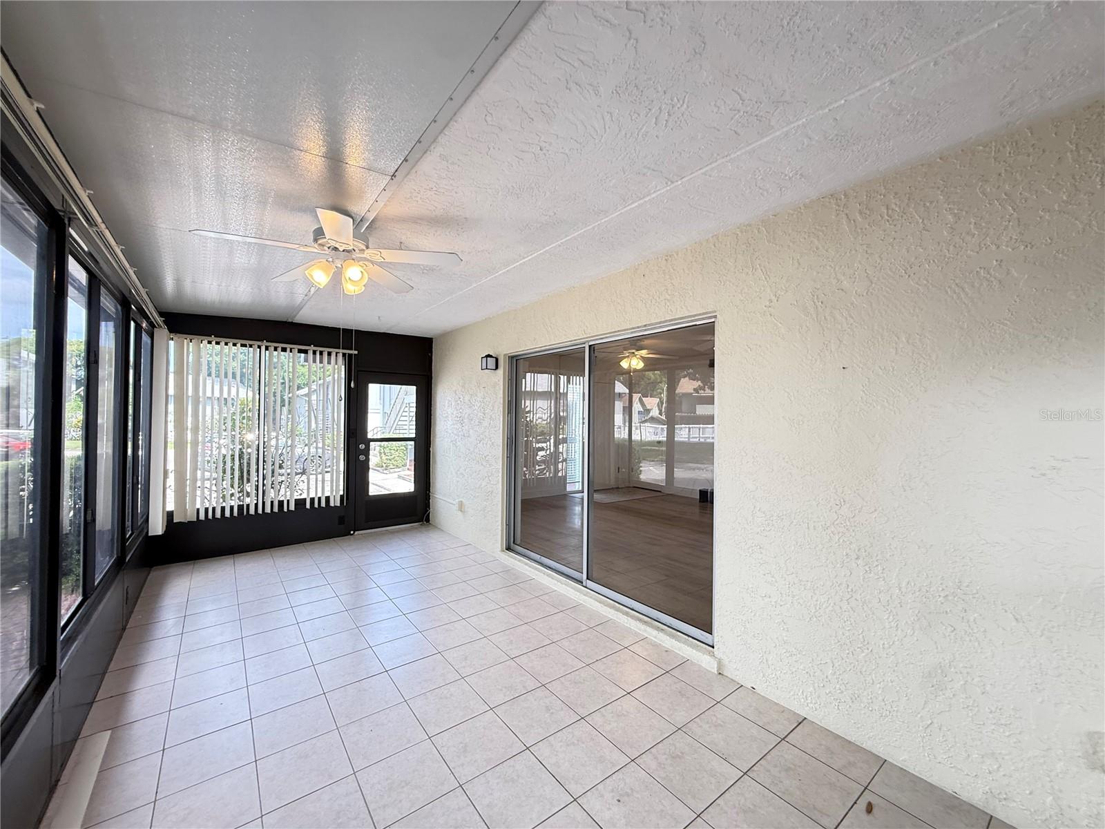 OAK LAKE PARK CONDO - Residential Lease